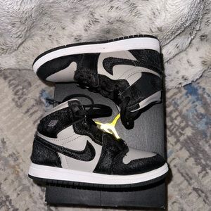 Jordan 1 High retro - size 9c toddler
